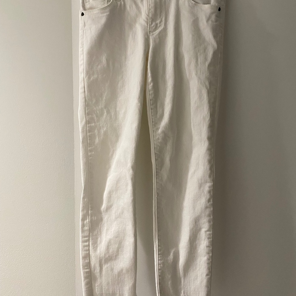 Kut FromThe Kloth White Mid Rise Reese Cropped Jeans